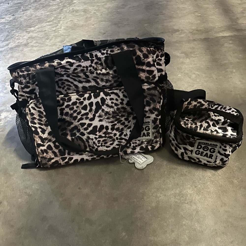 Overland Dog Gear Travel Bag with Food Bag